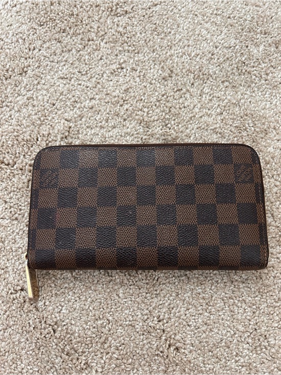 Louis Vuitton Handbags - Louis Vuitton Large Zippy Wallet